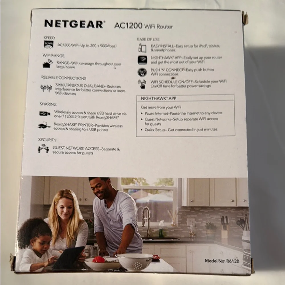 NETGEAR AC1200 WiFi Router - Black - Picture 2 of 2